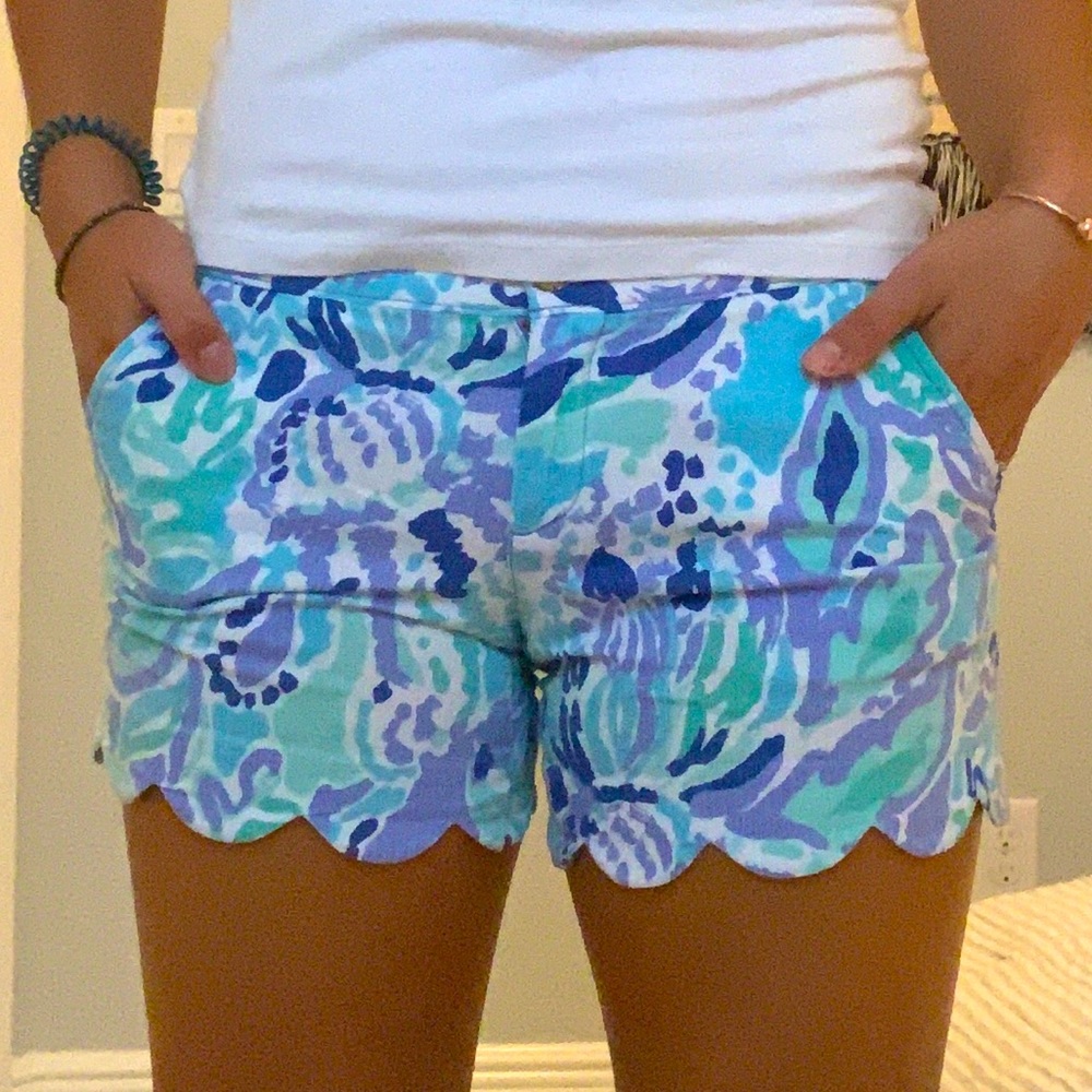Lilly Pulitzer buttercup shorts - great condition size 0
